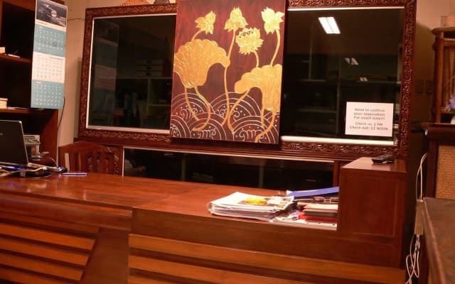 Tri Gong Hotel - photo 2