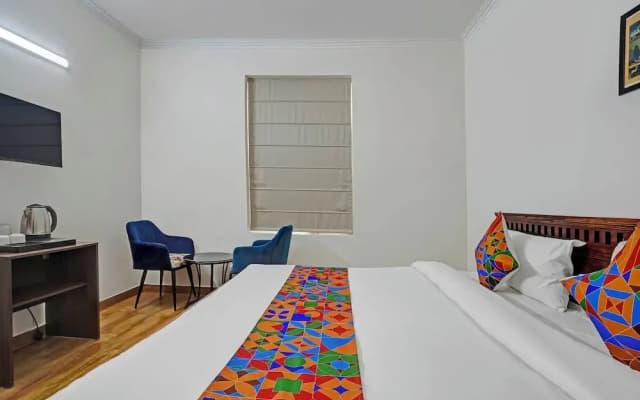 Fabhotel Hazel Town House - photo 2