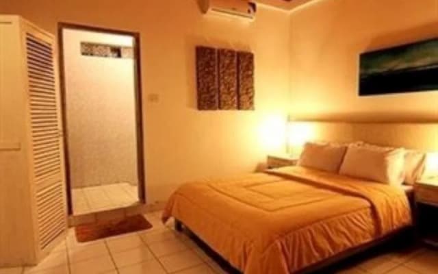 Grey House Ubud - photo 3