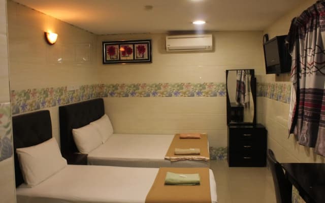 ARK Hotel Taman Samudra - photo 3