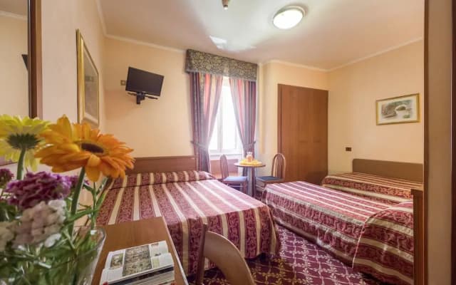 Buonarroti Home Guest House - photo 3