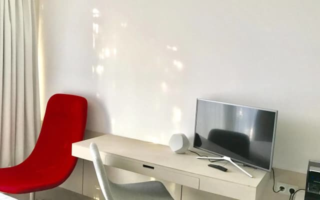 The Grove Design Hotel - photo 3