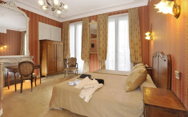 Hotel La Canopee - photo 3