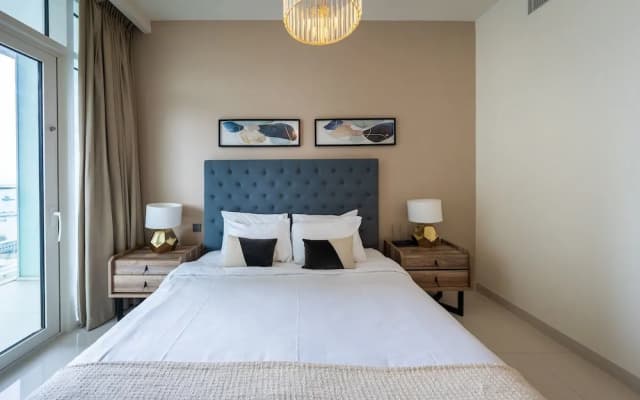 Glamorous 3BR with Marina view - photo 3