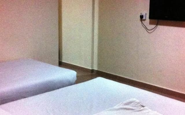 Rez Motel - photo 3