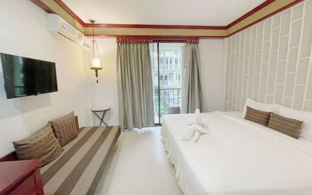 The Top Patong Resort - photo 4