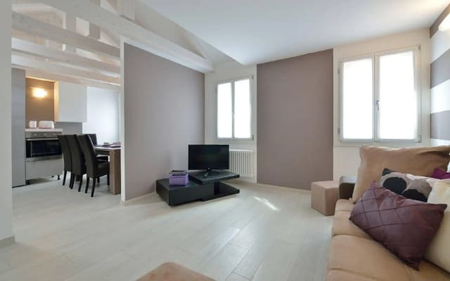 Rialto Deluxe Apartments - photo 4