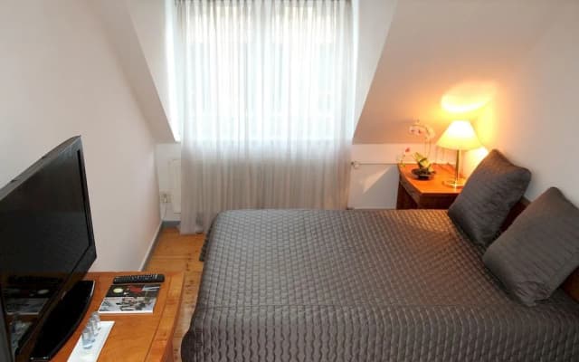 Studios An Der Charite Strae - photo 3