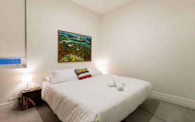 ALIA, 1BDR Fitzroy Apartment - photo 2