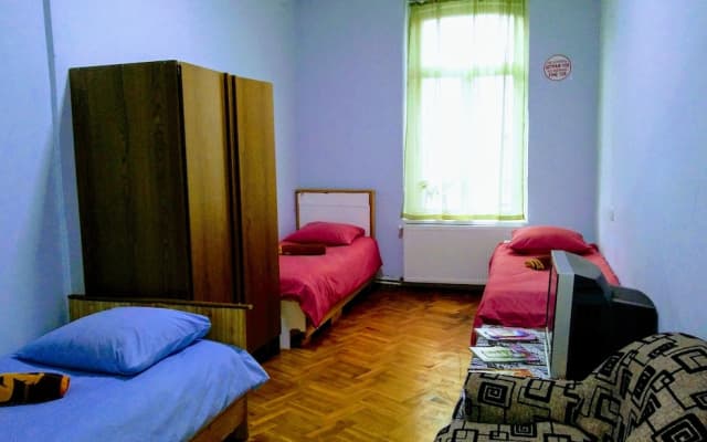Vareron Hostel - photo 5