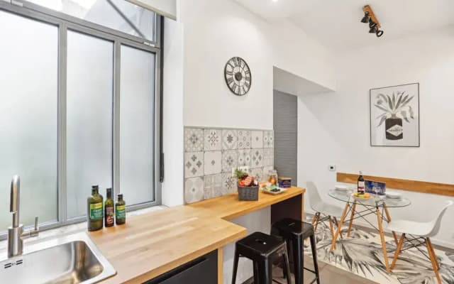 Lavie Maison House in the Marais Family - photo 3