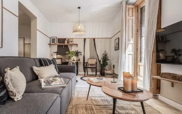Garos - 2 Bedrooms in Malasa a - photo 3