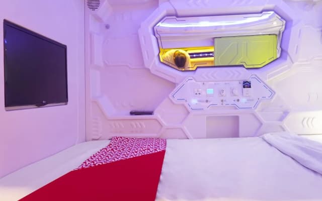 Hotel O Fiducia Capsule Hotel - photo 5