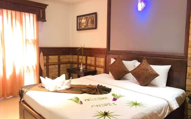 Kings Luxury Hotel - photo 3