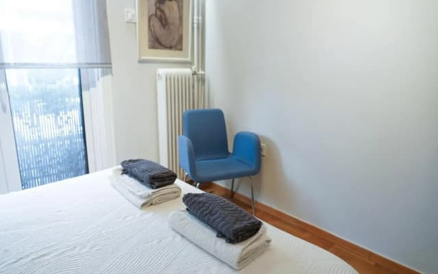 Modern studio apartment very close to city centre - photo 5