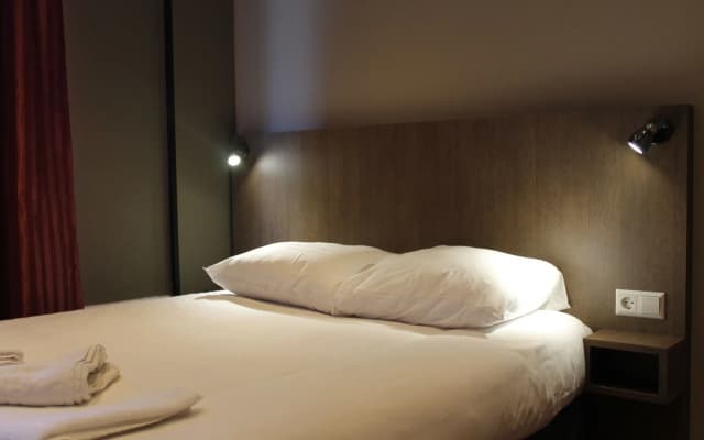 Aston City Hotel - photo 4
