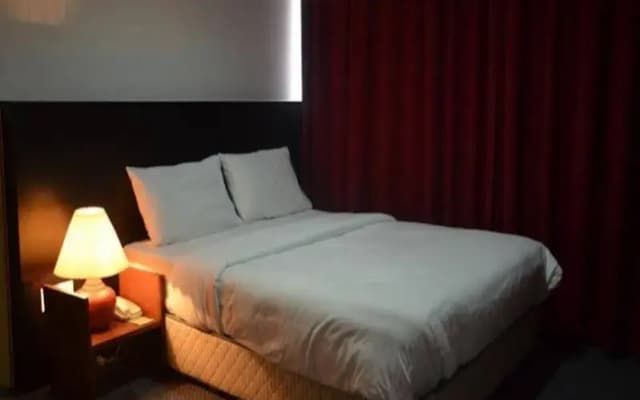 Daphne John's Hotel - photo 2
