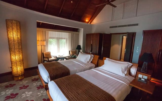 Constance Halaveli Maldives - photo 2