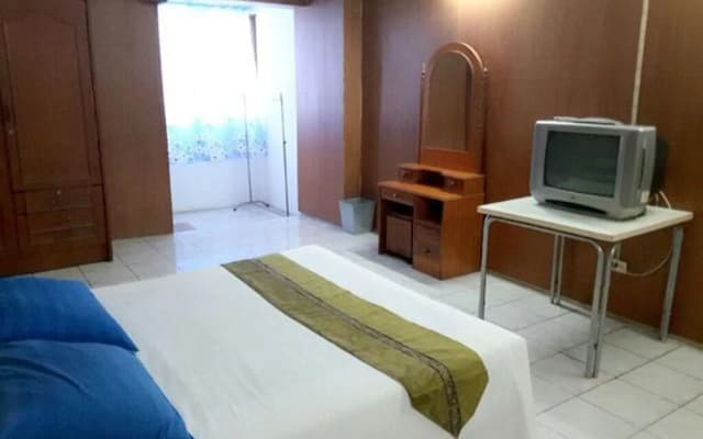 Win Bangna Hotel - photo 4