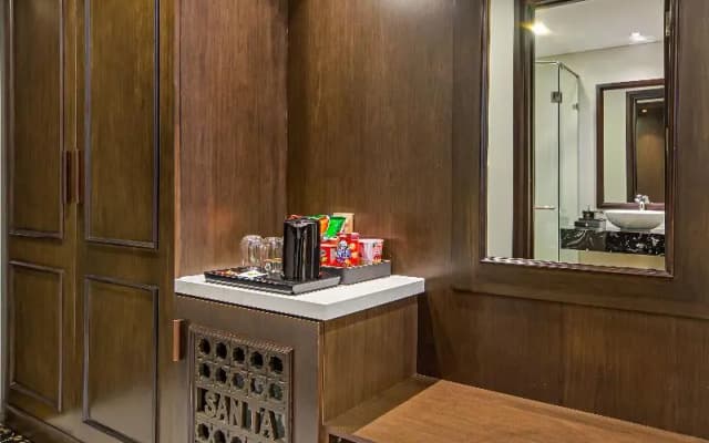 Santa Luxury Hotel - photo 4