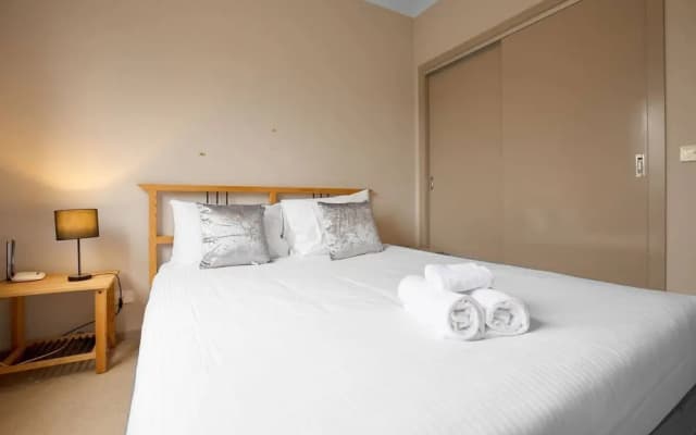 Gorgeous 4BR Home in Point Cook - photo 4