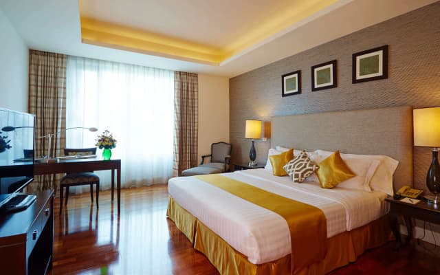 The Duchess Hotel  - photo 4
