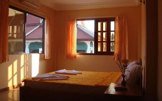 The Prohm Roth Inn - photo 2