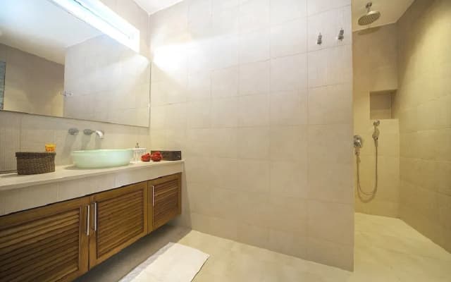Villa Cheloni 3 Bedrooms - photo 5