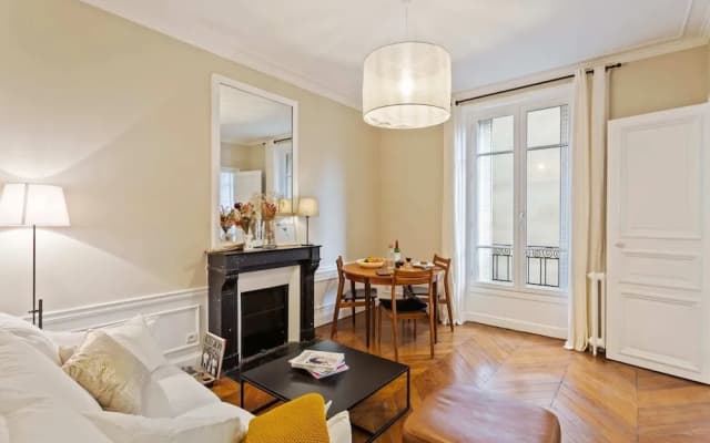 Bright and Spacious Apartment Near Bastille - photo 5