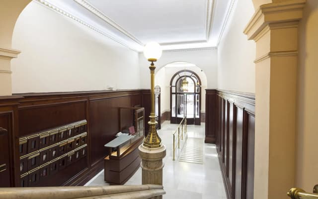 Catalunya Palace Apartment - photo 2