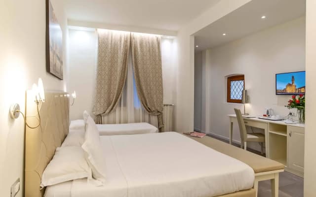 Hotel Accademia - photo 3