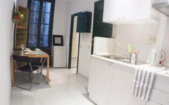 The Short Let Boters - photo 4