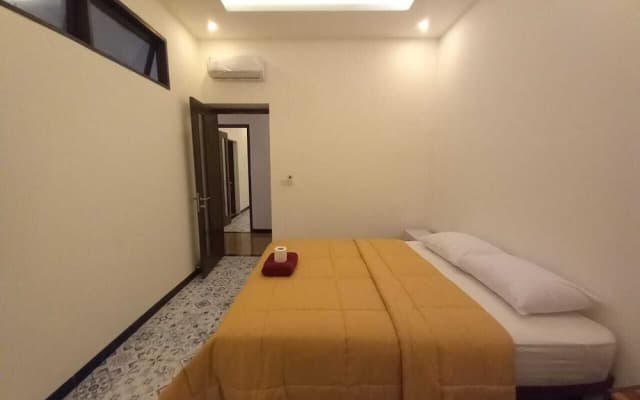 Rumah WJ Room and Suites - photo 3