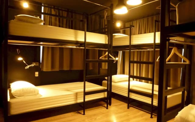 C40Winks Hostel - photo 3