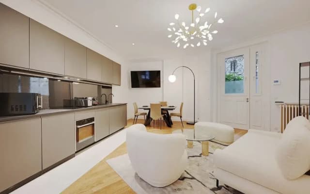 Superb Apartment With Terrace 2br/4p Trocadero - photo 5