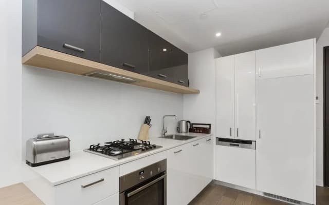Sandy Hill Apartments by Ready Set Host - photo 5