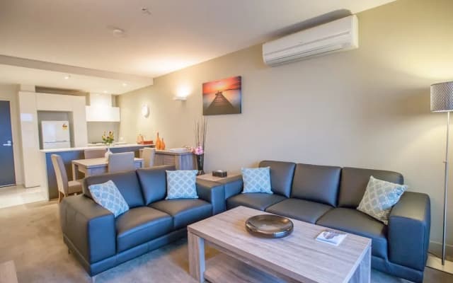 Southern Cross Serviced Apartments - photo 4