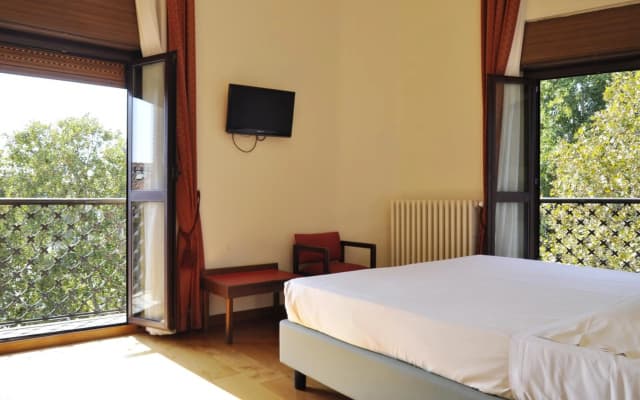 Hotel San Guido Porta Volta - photo 4