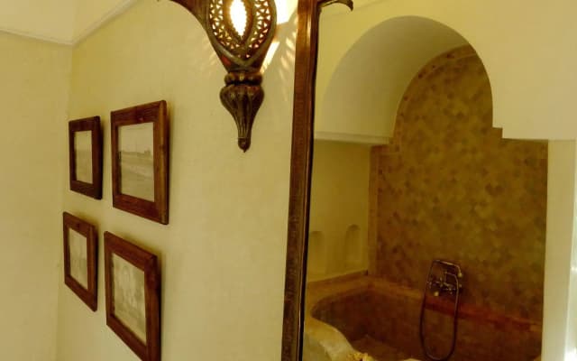 Riad Palacio de las Especias - photo 3
