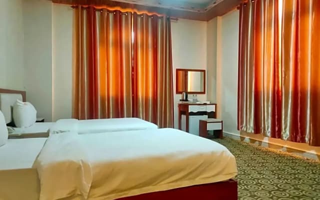 Grand Inn Hotel By Wanasa - photo 2
