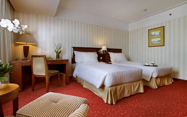 REDTOP Hotel & Convention Center - photo 5