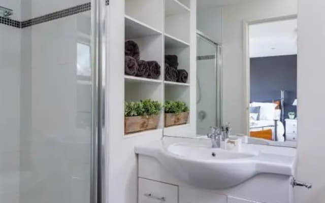 Chic Bungalow On The Coast - photo 3