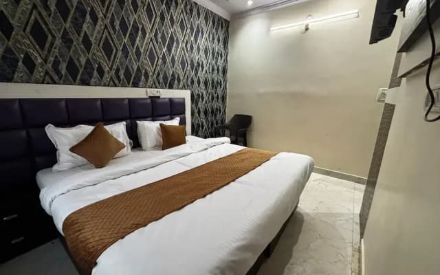 Hotel Akash Continental - photo 4