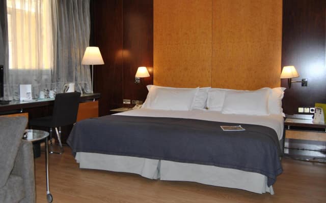 Hotel Silken Ramblas - photo 2