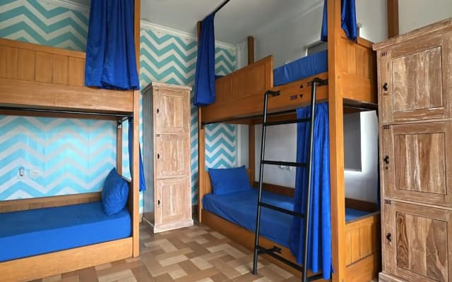 Beach Hut Hostel - photo 3