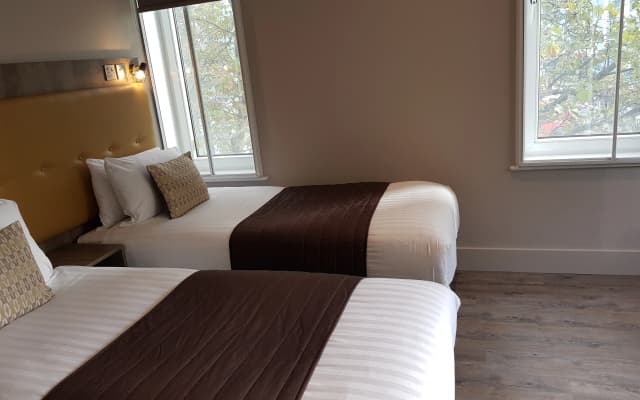Euston Square Hotel - photo 5