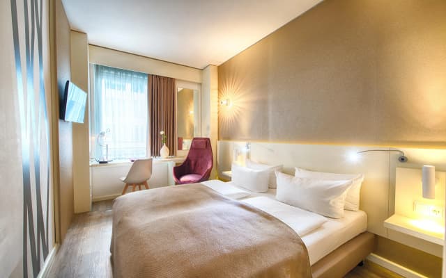 Leonardo Hotel Berlin Mitte - photo 5