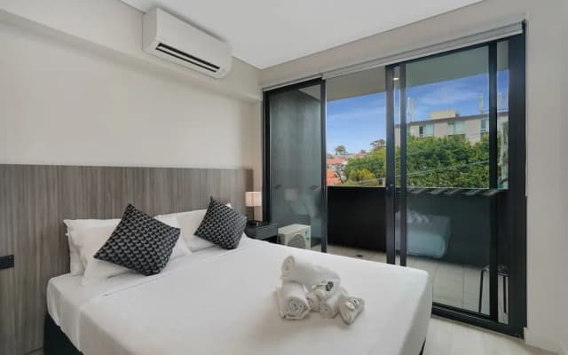 Coogee Studio Apartments - photo 3