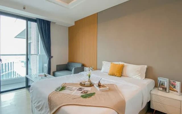 Cozy Designed Studio At Apartment Capitol Suites - photo 2