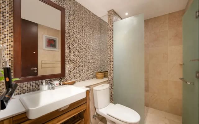 T P Deluxe Villa - photo 5